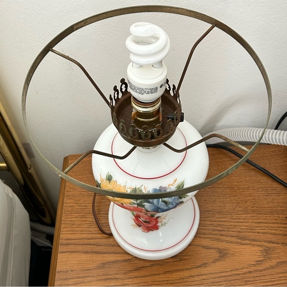 Vintage Table Lamp - Picture 5 of 7